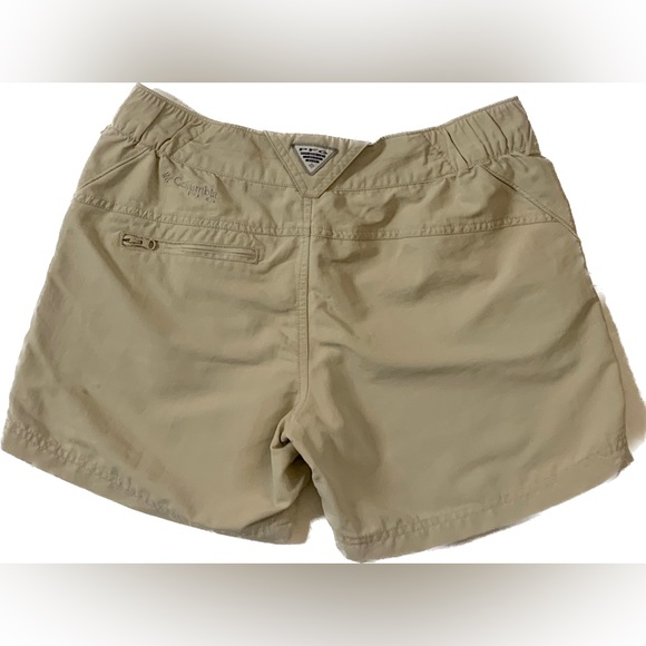 Columbia Omni-Shade PFG Khaki beige Fall shorts Women’s S 4-6 - Picture 2 of 5